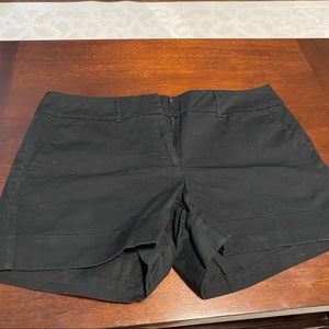 NY& Co black trouser short